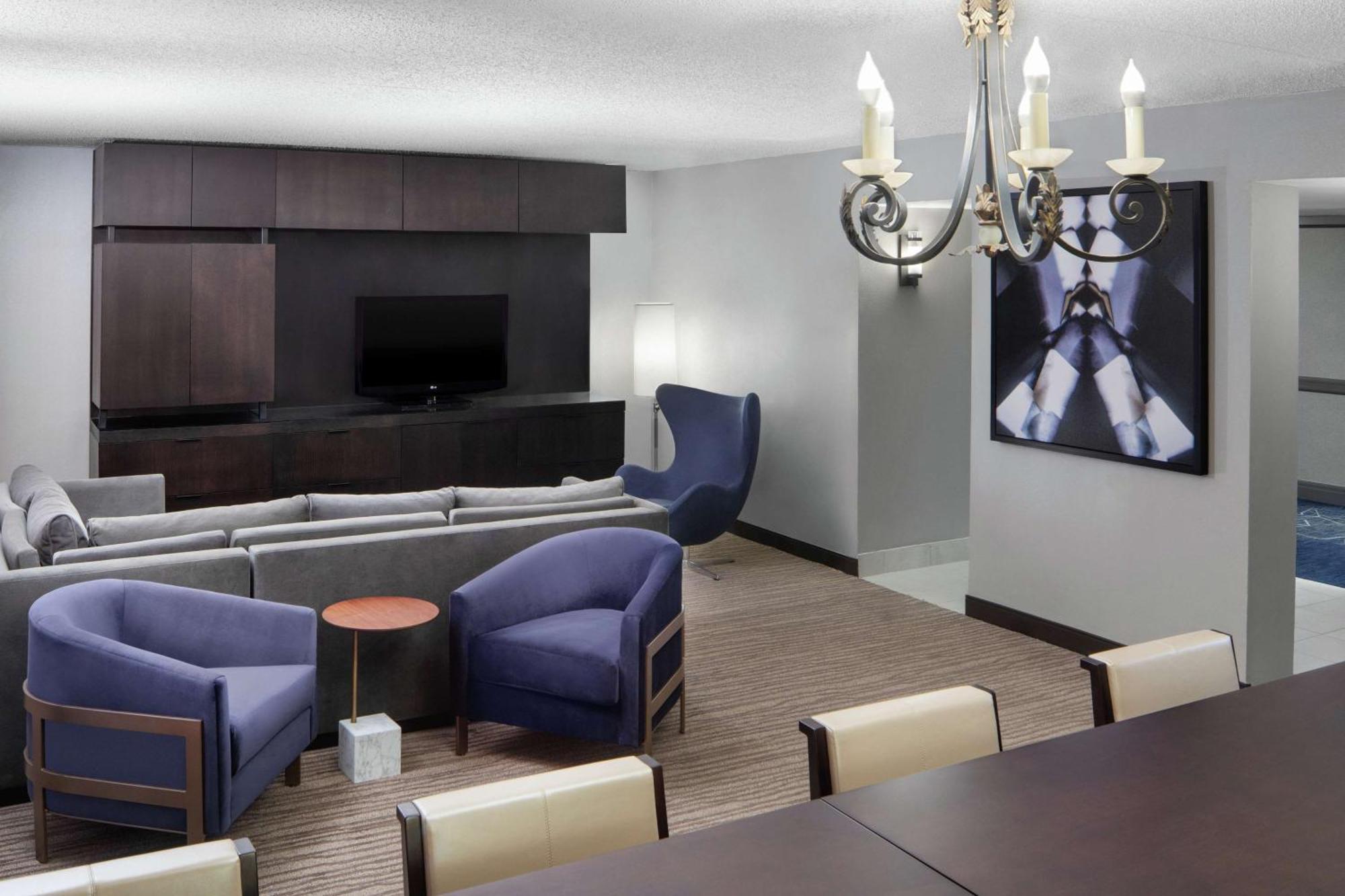 Doubletree By Hilton Hotel Newark Airport מראה חיצוני תמונה